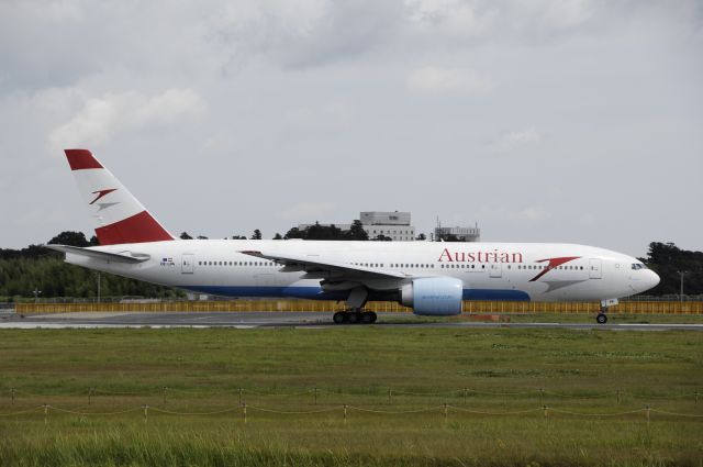 Boeing 777-200 (OE-LPA) - Takeoff at Narita Intl Airport Rwy16R on 2013/08/20