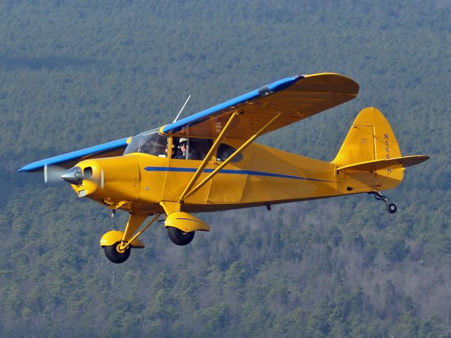 Piper PA-16 Clipper (N5669H) - Flying over Southern New Jersey