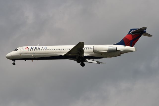 Boeing 717-200 (N996AT)