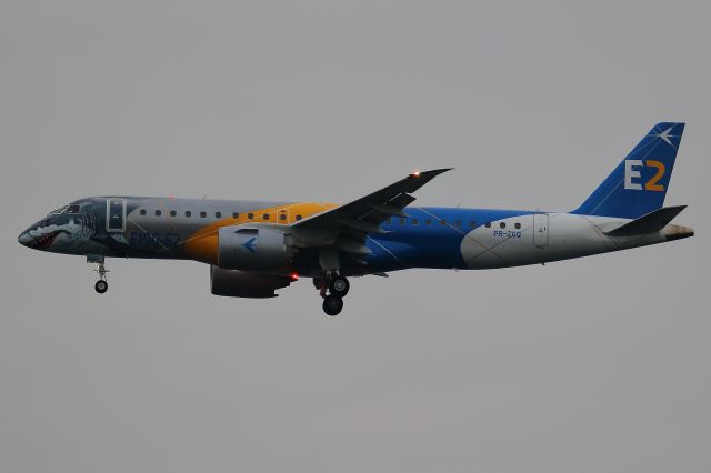 Embraer ERJ-190 (PR-ZGQ)