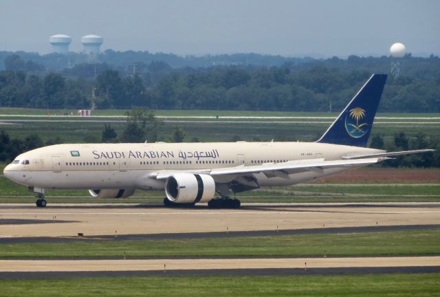 Boeing 777-200 (HZ-AKH) - Saudi Arabian Airlines 777-200 7/20/13