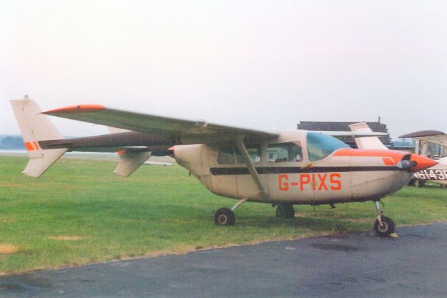 Cessna 336 Skymaster (G-PIXS) - Seen here in Jun-89.br /br /Registration cancelled 2-Jun-07 by CAA.