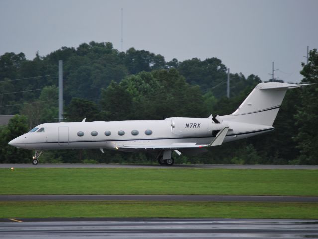 Gulfstream Aerospace Gulfstream IV (N7RX) - IMS HEALTH TRANSPORTATION SERVICES CORPORATION arriving runway 2 at KJQF - 7/17/13