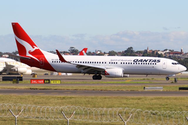 Boeing 737-800 (VH-VZB)