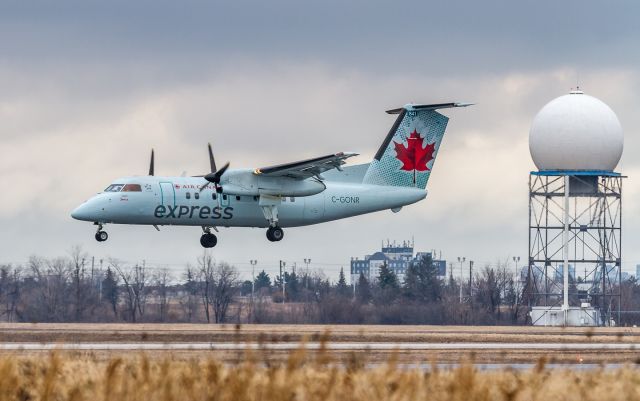 de Havilland Dash 8-100 (C-GONR) - JZA8320 arrives from Sault St. Marie and floats down much of runway 05 before touching down...