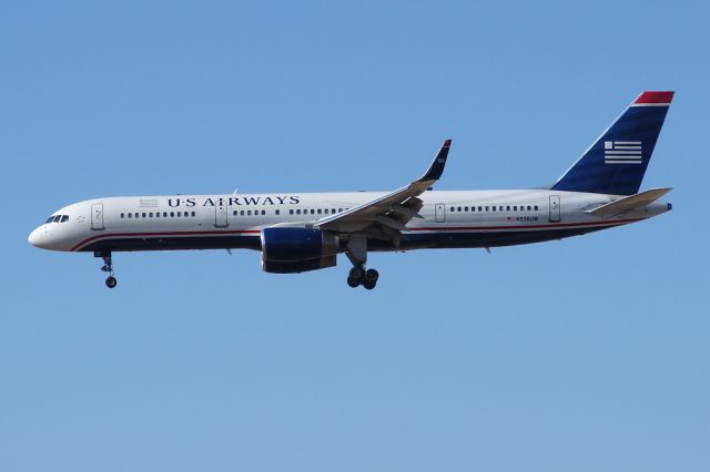 Boeing 757-200 (N936UW) - Arriving from CLT.