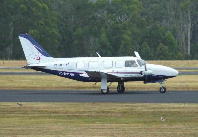 Piper Navajo (VH-IBI) - Piper PA31-350. 10 February 2015