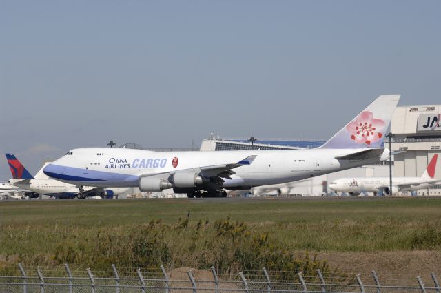 Boeing 747-400 (B-18711) - Departure at Narita Intl Airport 34L on 2010/11/3
