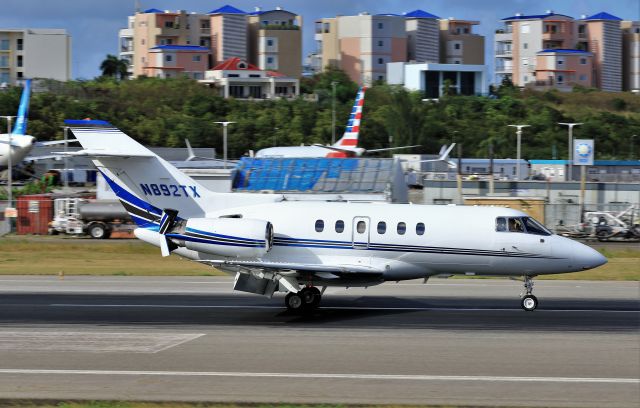 Hawker 800 (N892TX)