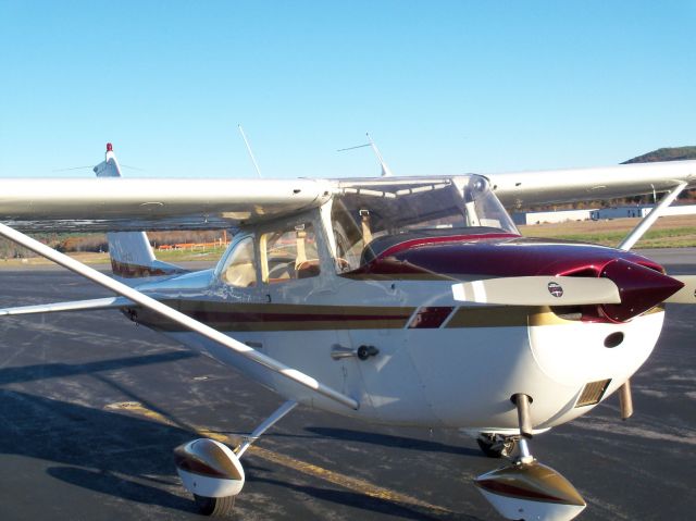 Cessna Skyhawk (N4633L) - Aviation & Aerospace Education Center at Winnipesaukee (WinnAero) Win-A-Plane Fundraising Raffle is raffling off this 1966 C172G. New Annual and ready to fly. a rel=nofollow href=http://www.winnaero.orghttp://www.winnaero.org/a.