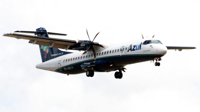 ATR ATR-72 (PR-AQS)