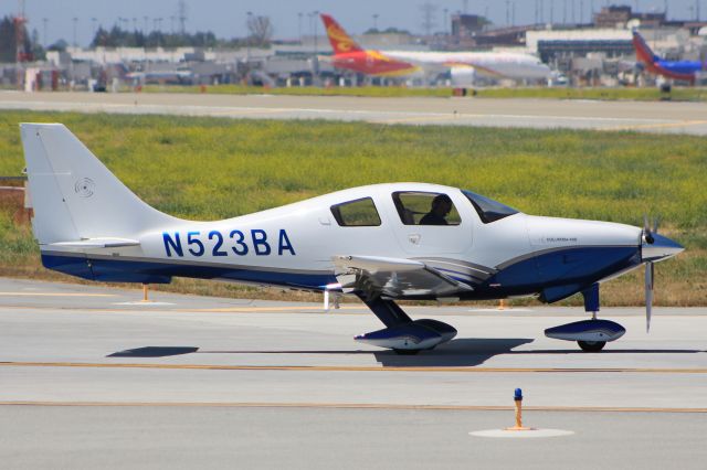 Cessna 400 (N523BA)