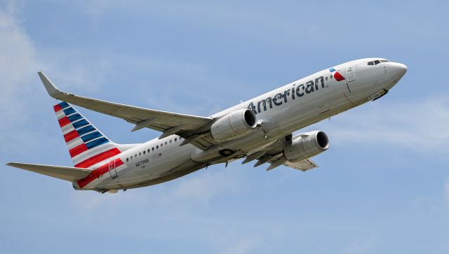 Boeing 737-800 (N879NN) - Got lucky with this one. Hasn't flown to RSW since March.br /Photo Taken 5/13/21