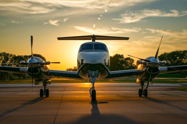 Beechcraft Super King Air 200 (N57FT)