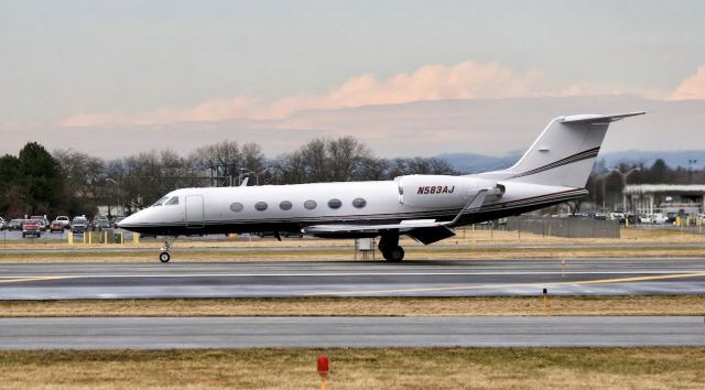 Gulfstream Aerospace Gulfstream IV (N583AJ) - Fly like a G4