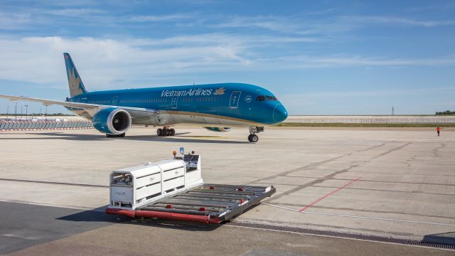 Boeing 787-8 (VN-A863)