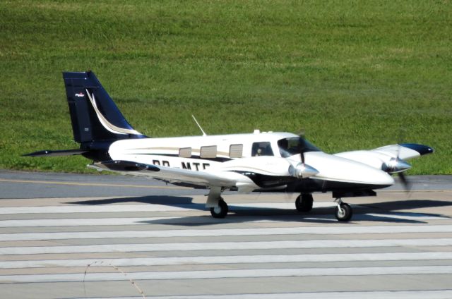 Piper Seneca (PR-MTF)