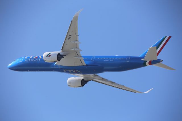 Airbus A350-900 (EI-IFB)