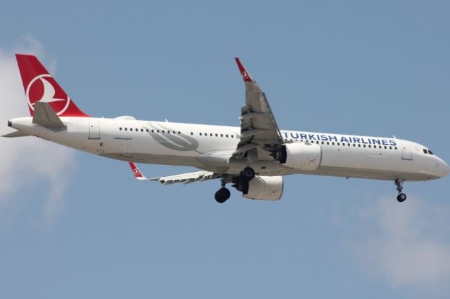 Airbus A321neo (TC-LTJ)