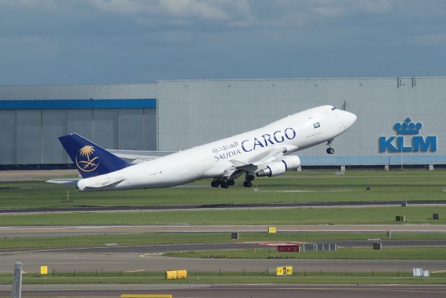 Boeing 747-400 (TC-MCT) - Saudia Cargo B747-412FSCD cn26559 Operated by ATC, take off RWY18L