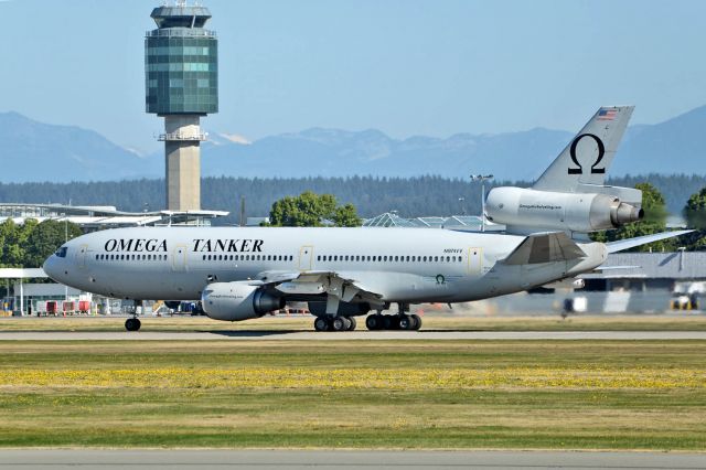 McDonnell Douglas DC-10 (N974VV)