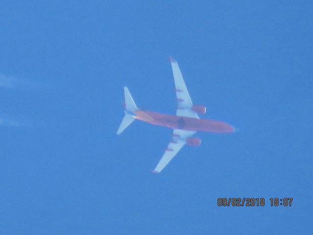 Boeing 737-700 (N245WN)