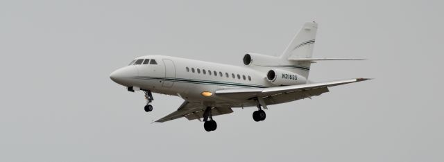 Dassault Falcon 900 (N316SS) - Shot with a Nikon D3200 w/ Nikkor 70-300mmbr /Best viewed in Full Size