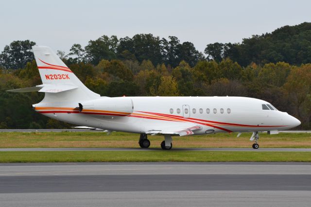 Dassault Falcon 2000 (N203CK) - MACS AVIATION LLC (Circle K) taxiing at KJQF - 10/25/18