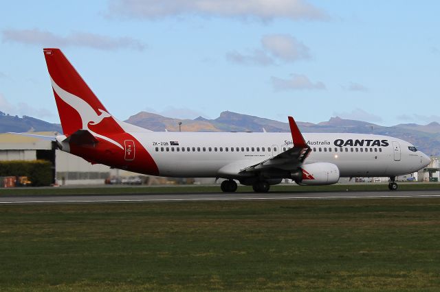 Boeing 737-800 (ZK-ZQB)