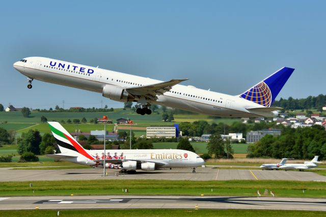 BOEING 767-400 (N59053) - United Boeing 767-400 takes off in Zurich on the way to Newark   05/29/2017