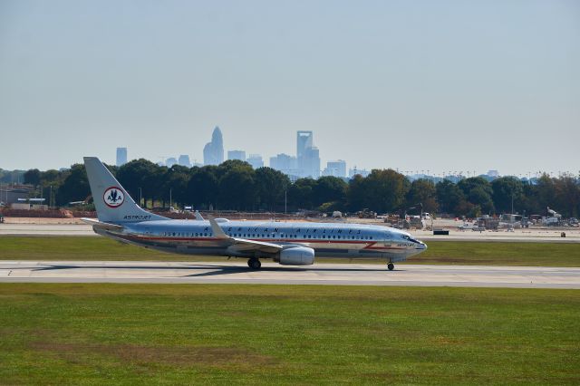 Boeing 737-700 (N905NN) - Astrojet Livery, Take-Off roll on Rwy 18C