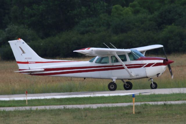 Cessna Skyhawk (N5319D)