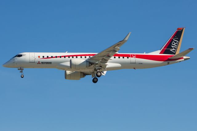 MITSUBISHI MRJ-90 (JA22MJ)