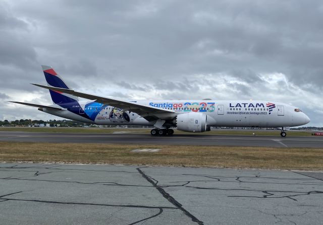 Boeing 787-9 Dreamliner (CC-BGS) - Viva Latum- Viva Zizza