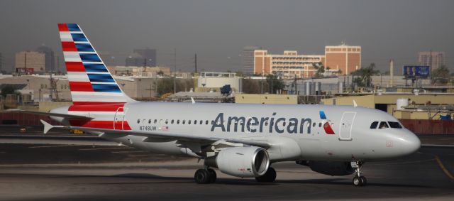 Airbus A319 (N748UW) - 1 Dec 17