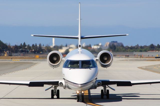 IAI Gulfstream G200 (N412AP)