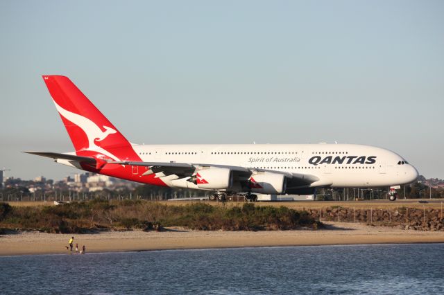 Airbus A380-800 (VH-OQJ)