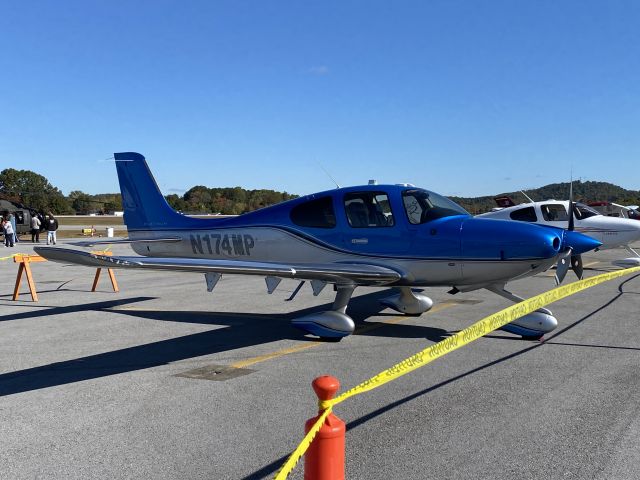 Cirrus SR22 Turbo (N174MP) - Date Taken: October 8, 2022br /From the 2022 Air Expo/Open House!