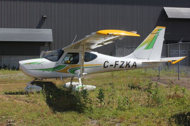 C-FZKA — - OMF 100 160 RVA Aéroport de Trois-Rivières QC.CYRQ 13-07-2019