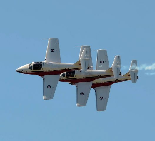 Canadair CL-41 Tutor (11-4096) - 3 plane standard formation flyby by the Snowbirds at the Gatineau Airshow. (They where not photo edited in)