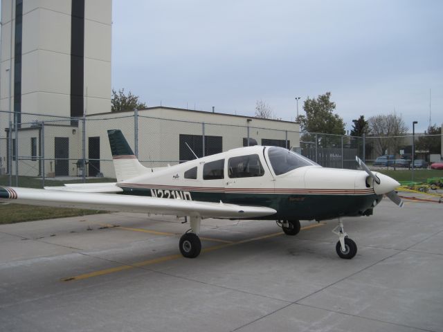 Piper Cherokee (N221ND) - Newly purchased from UND