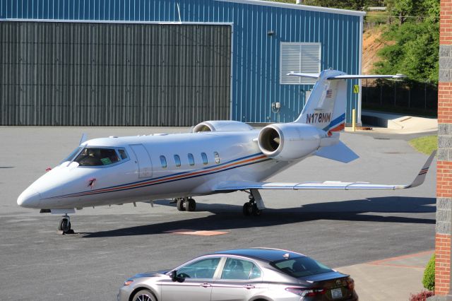 Learjet 60 (N178MM)