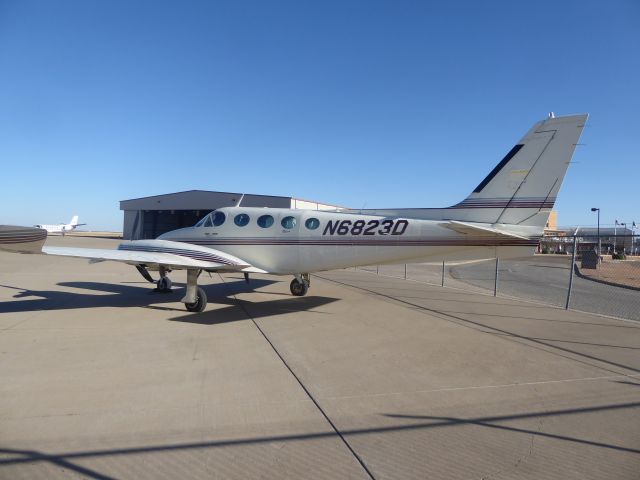 Cessna 340 (N6823D)