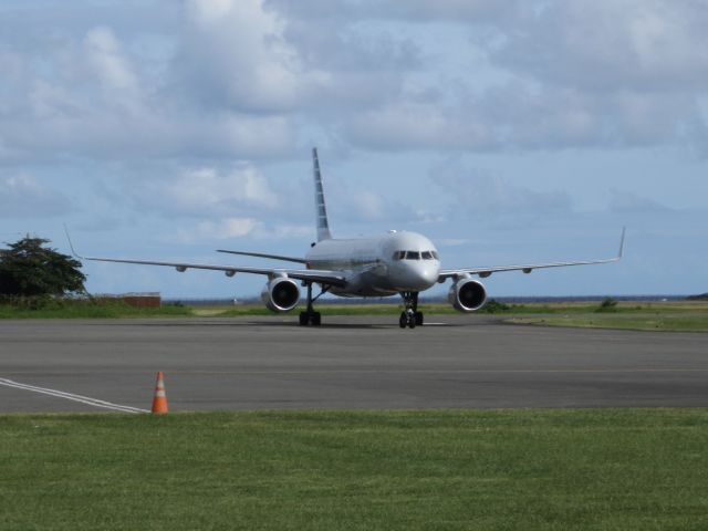 Boeing 757-200 (N178AA)