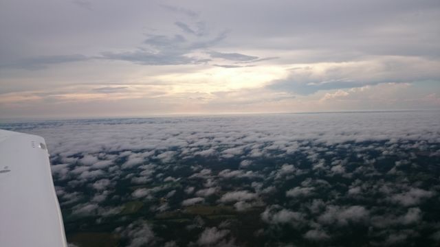 — — - Scattered Layer in the evening over Vidalia Regional - 08/23/15