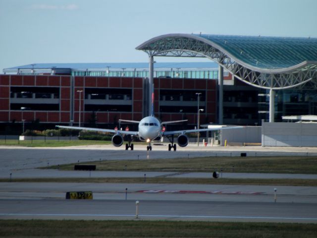 Airbus A319 — - Stubby lil feller....