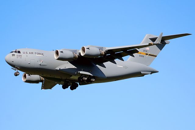 Boeing Globemaster III (N21099)