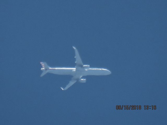 Airbus A321 (N102NN)