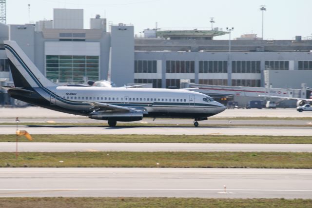 Boeing 737-700 (N147AW)