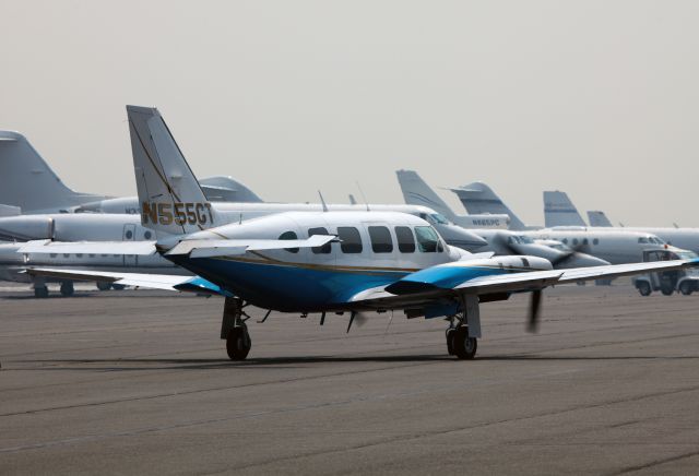 Piper Navajo (N555GT)